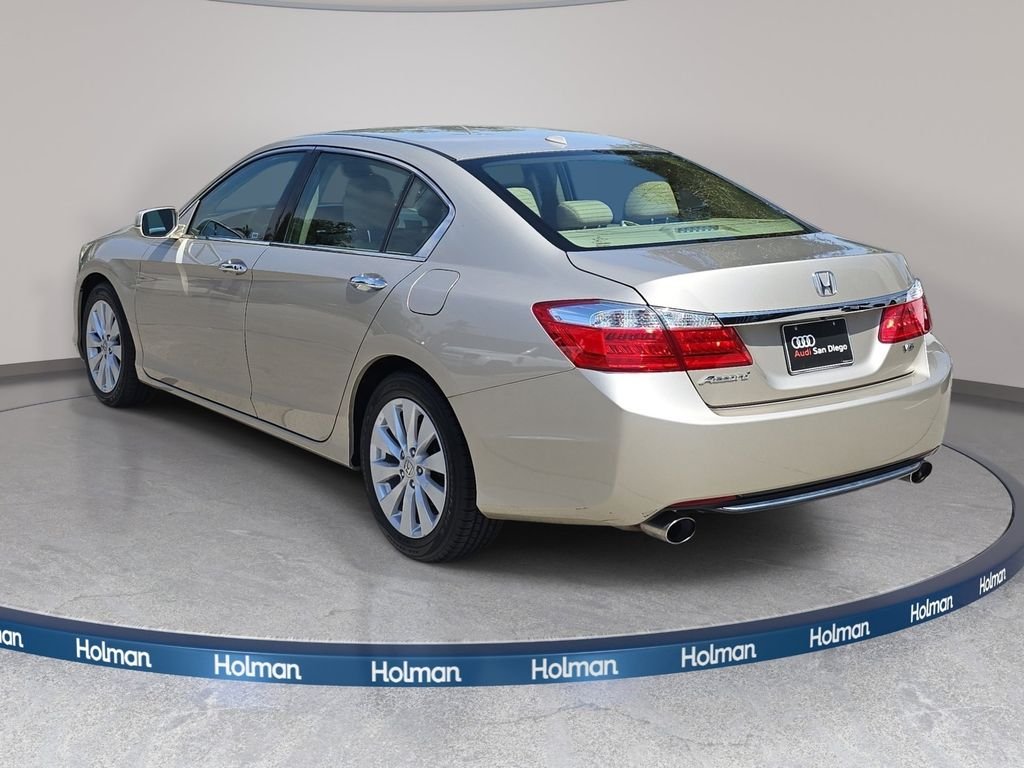 Used 2015  Honda EX-L image 8