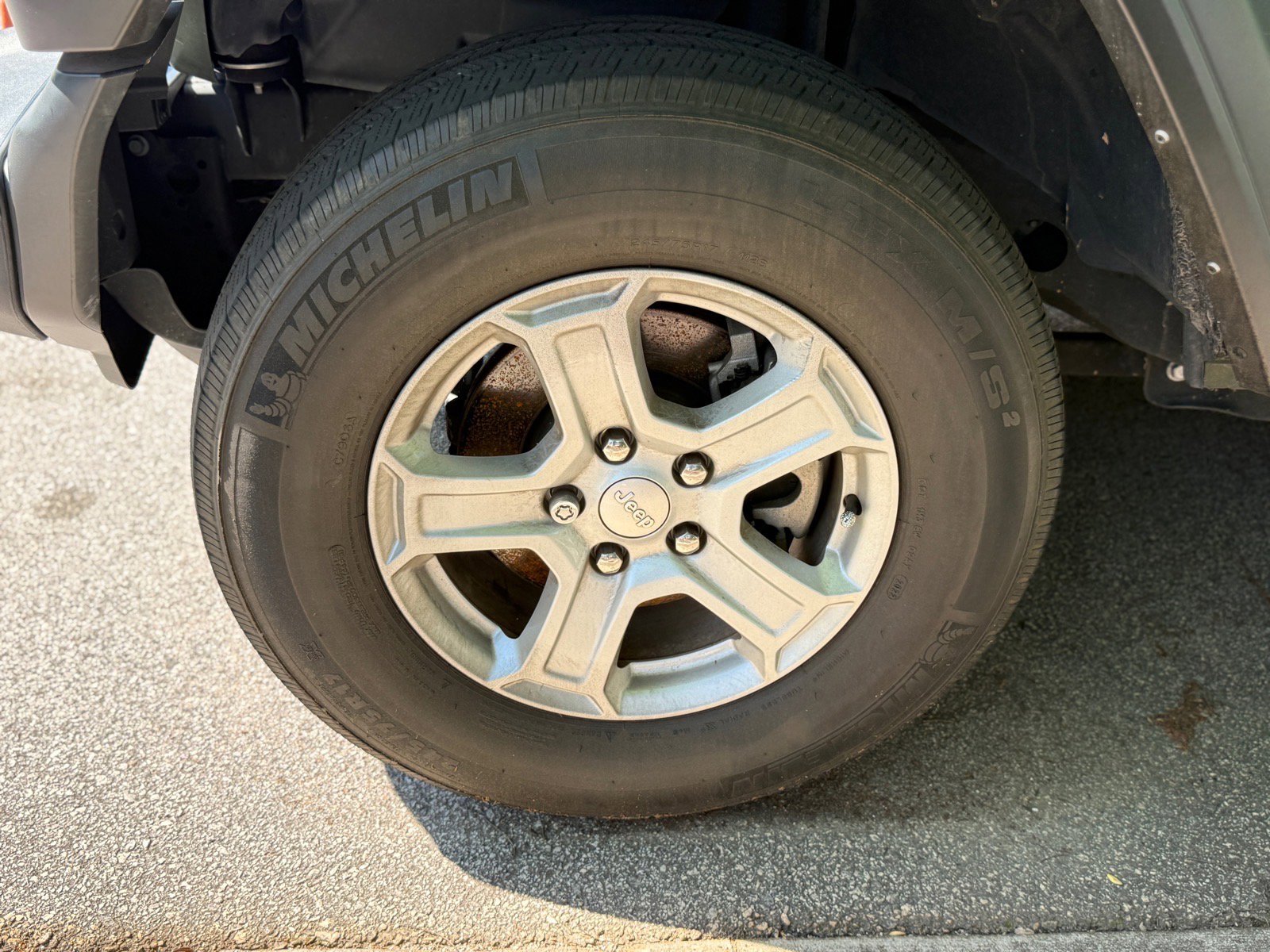 Used 2022 Sarge Green Clearcoat Jeep Unlimited Sport S image 13