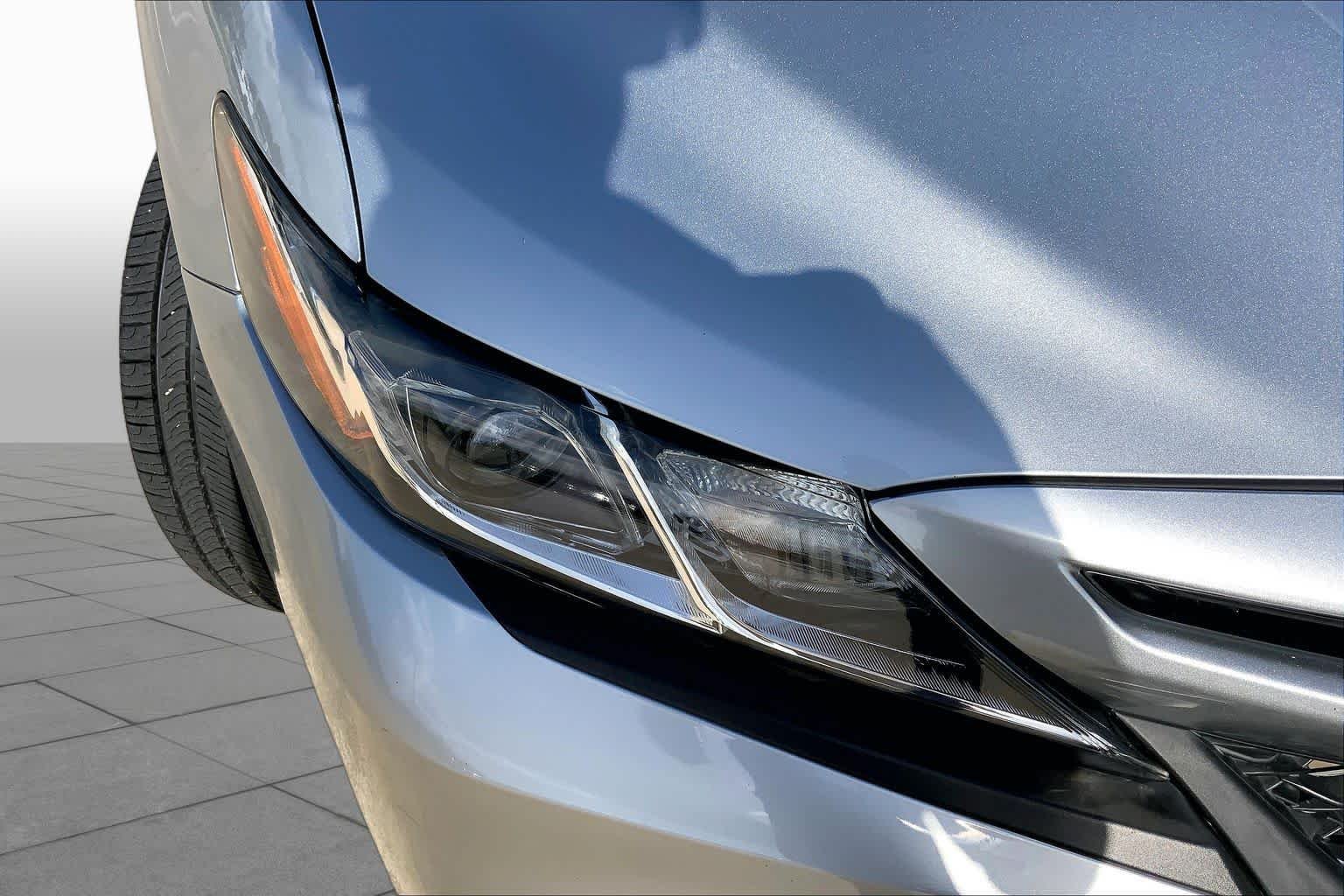 Used 2019 Celestial Silver Metallic Toyota SE image 26
