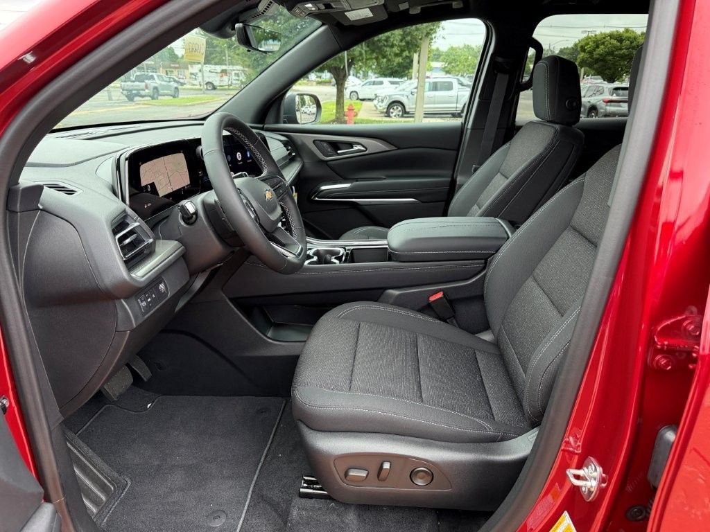 2026 Chevrolet Traverse LT - Photo 10