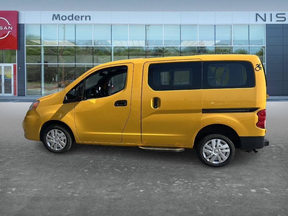 Used 2016 Taxi Yellow Nissan SV image 8