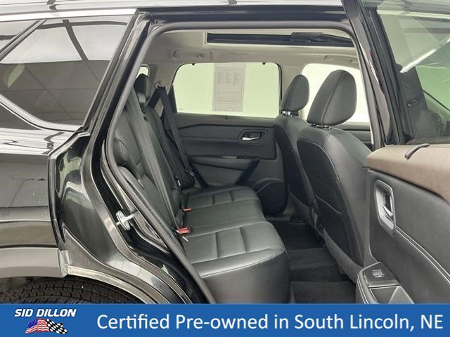 Used 2023 Super Black Nissan SV image 22