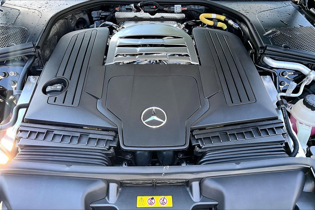 New 2027 Obsidian Black Metallic Mercedes-Benz S 580 image 25