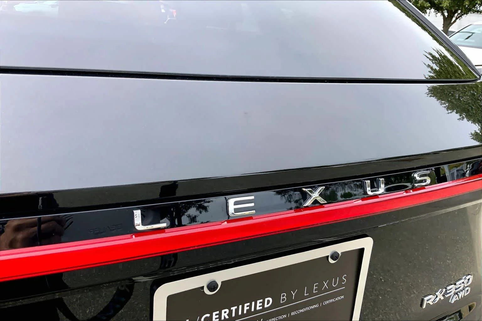 Certified Used 2024 CAVIAR Lexus Luxury image 31