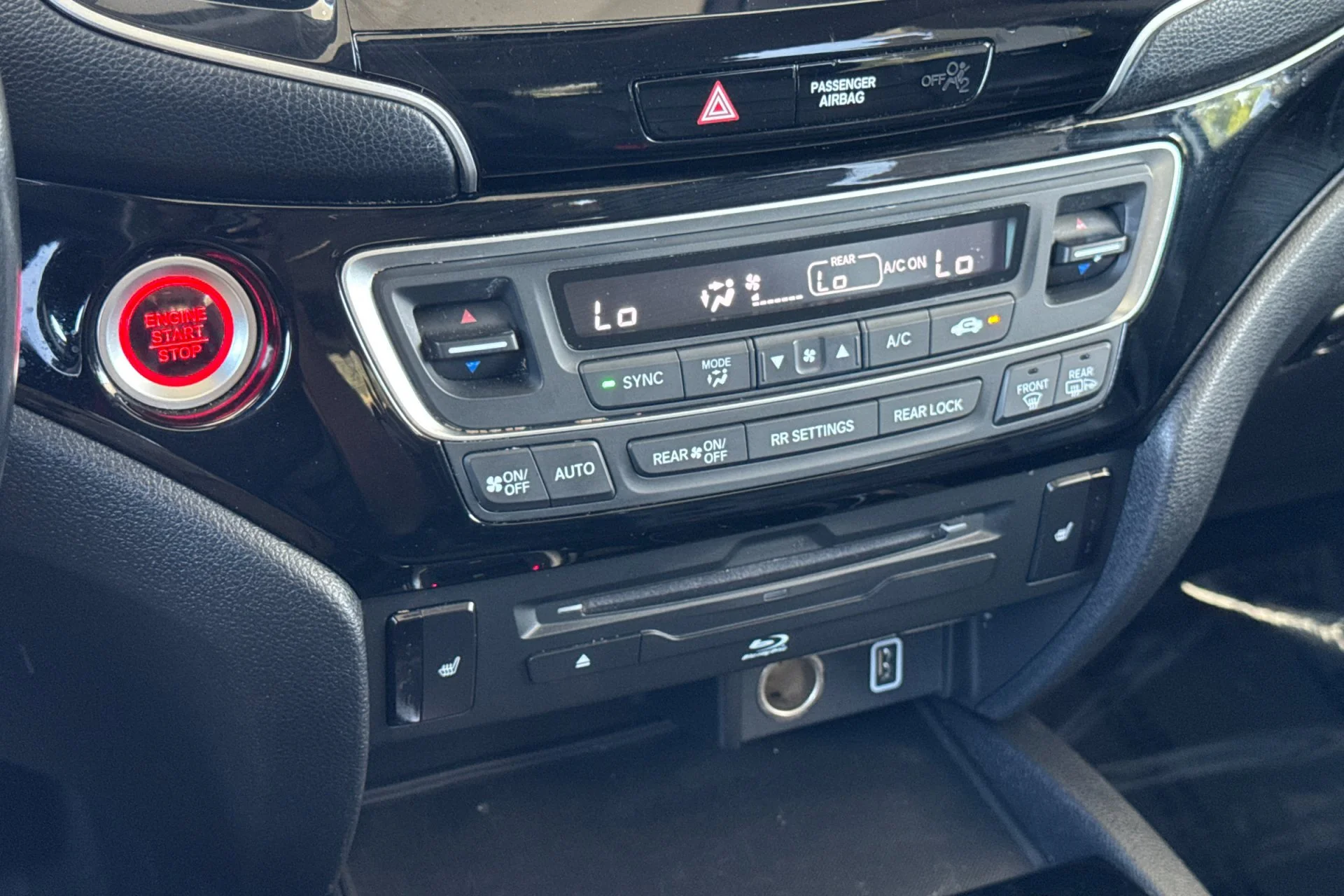Used 2019  Honda Touring image 23