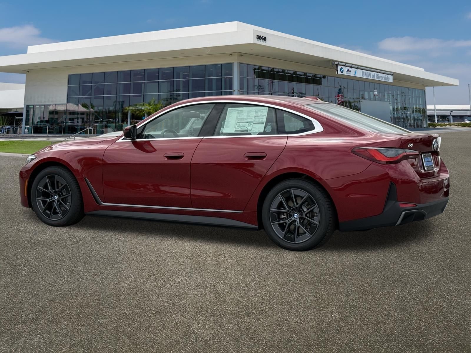 2026 BMW i4 40 - Photo 8