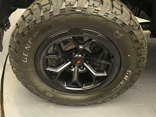 New 2026 Black Ford XLT image 15