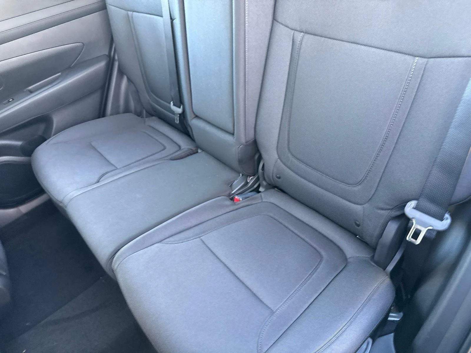 New 2026 Hampton Gray Hyundai SE image 14
