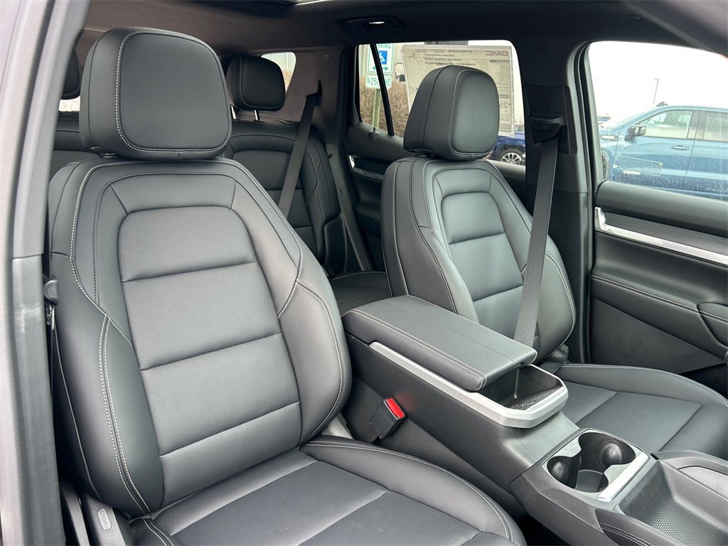 2026 GMC TERRAIN - Image 35