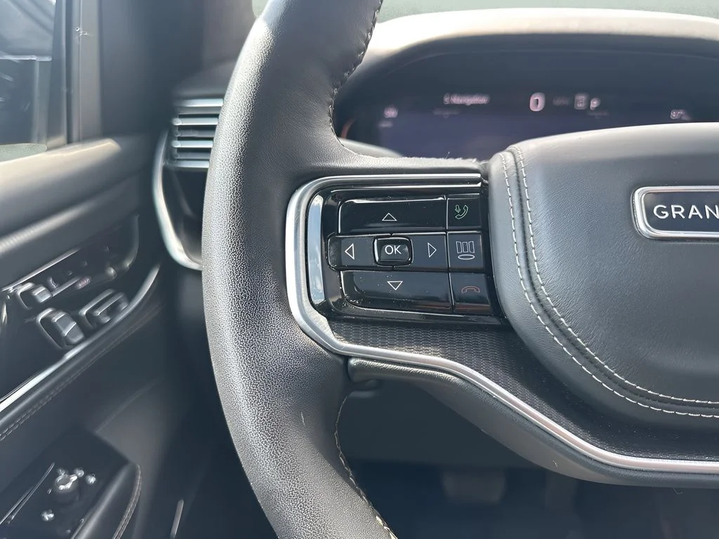 Used 2024 White Jeep Series II image 18