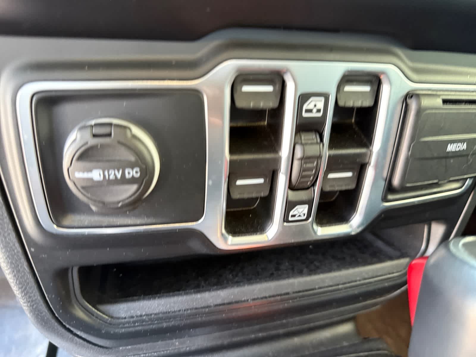 Used 2021 Black Clearcoat Jeep Overland image 24