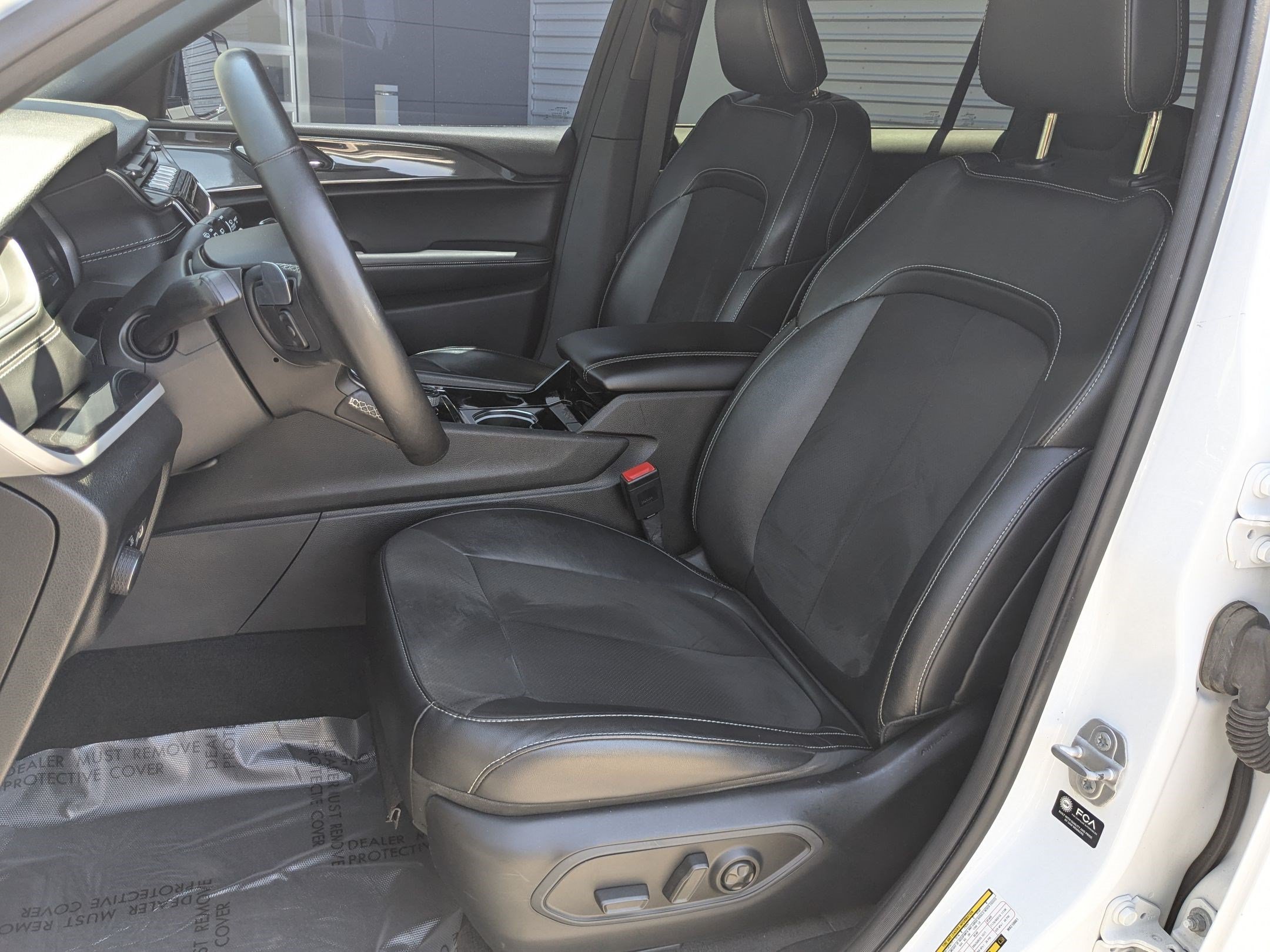 Used 2021 Bright White Clearcoat Jeep Altitude image 25