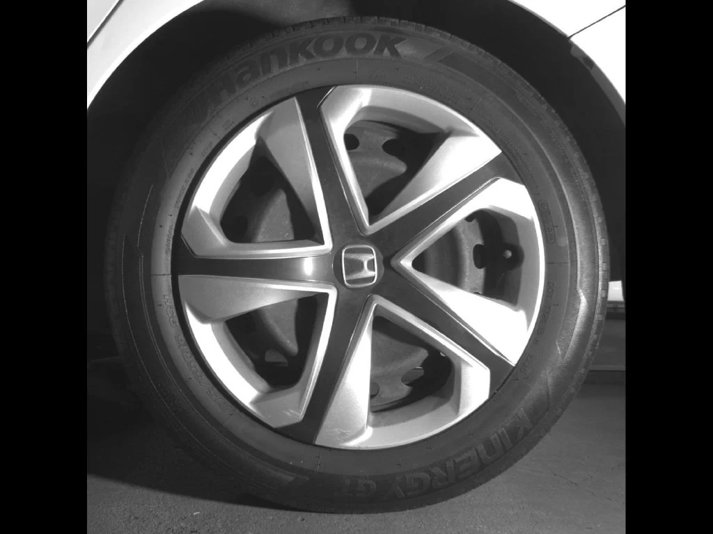 Used 2017 White Honda LX image 11