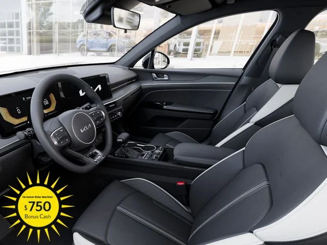2026 Kia K5 GT-Line - Photo 17