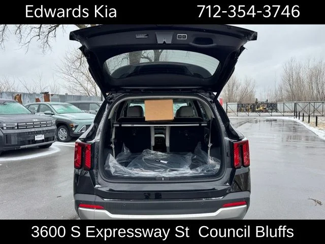 2025 Kia Sorento SX - Photo 8