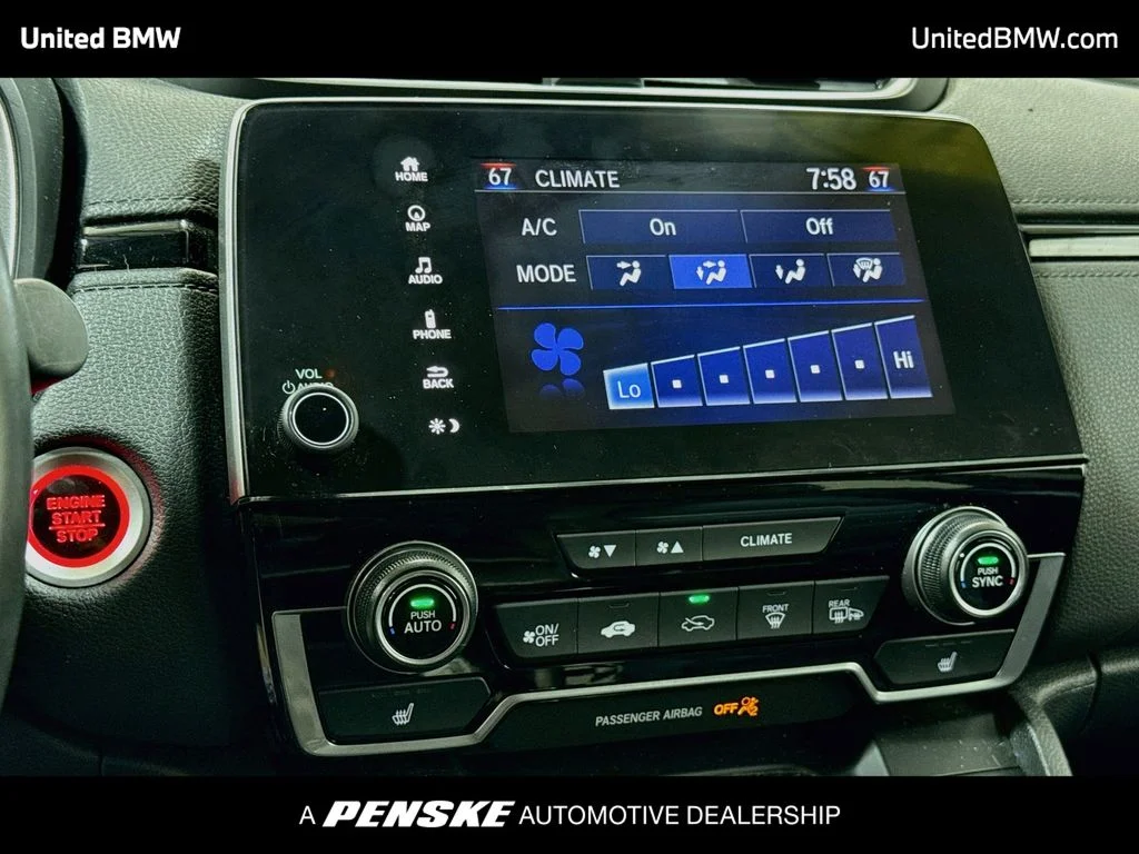 Used 2018 Lunar Silver Metallic Honda Touring image 18