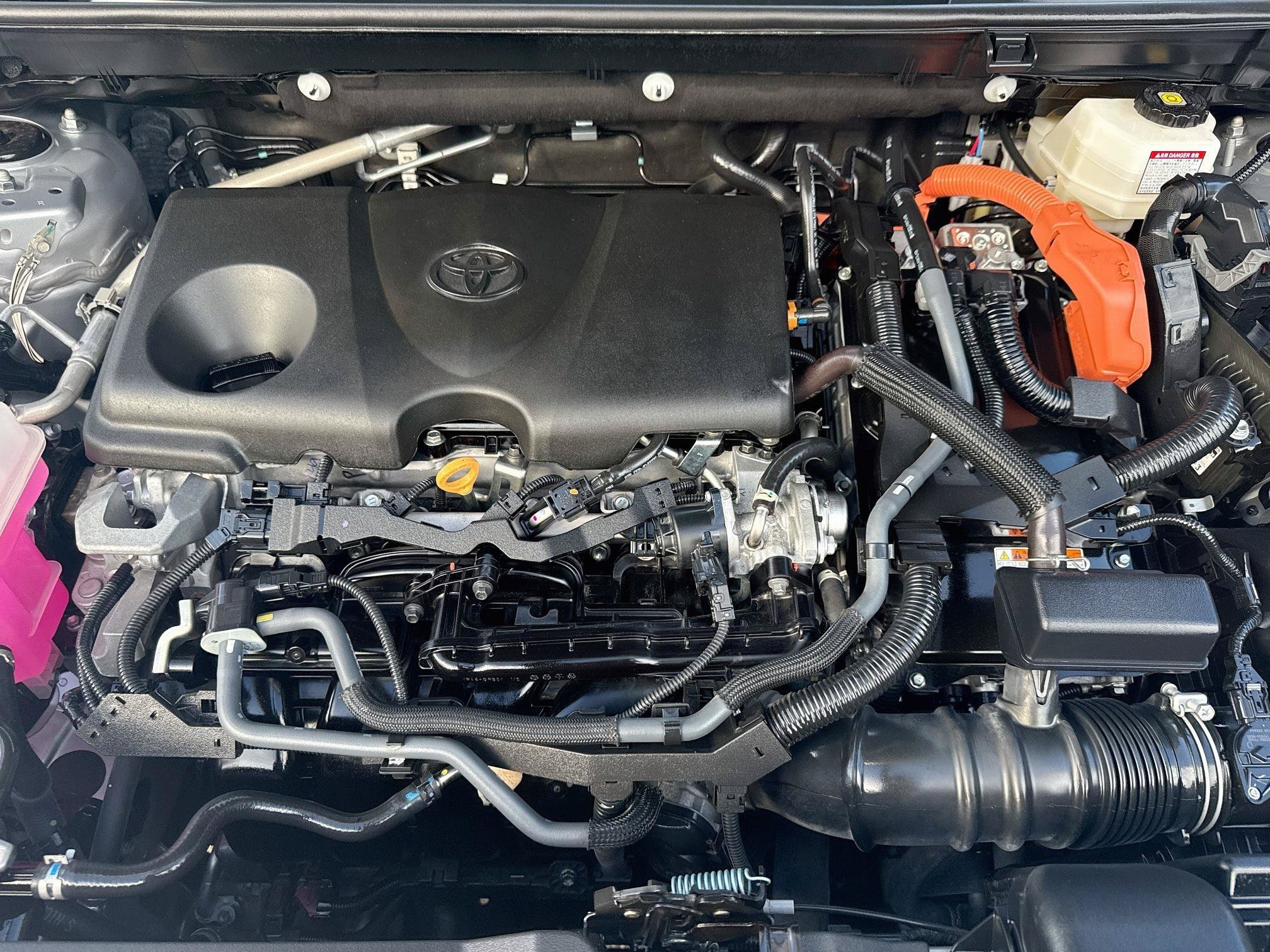 Used 2024 Silver Sky Metallic Toyota Hybrid LE image 33