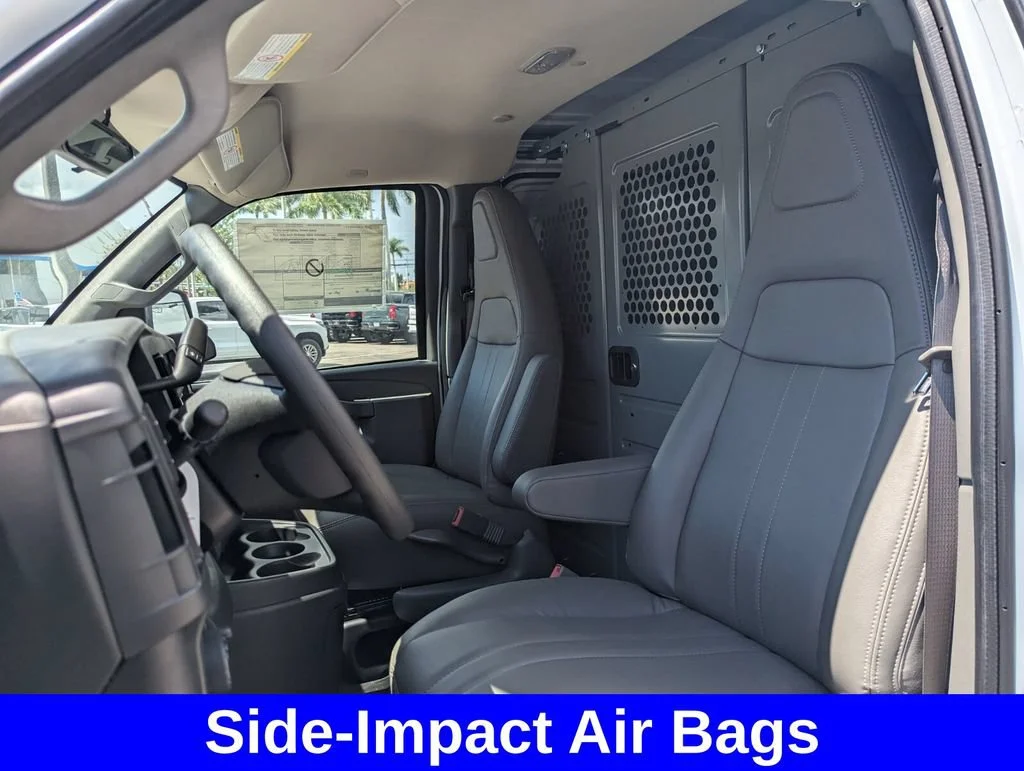 2025 Chevrolet Express Cargo Work Van - Photo 5