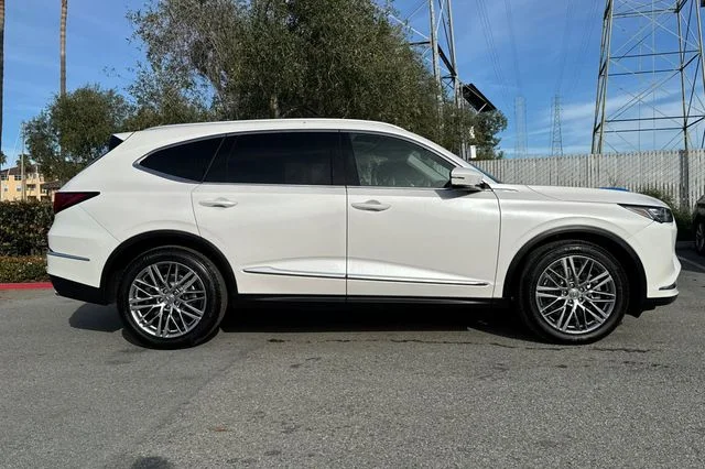 Certified Used 2024 Platinum White Pearl Acura SH-AWD ADVANCE image 3