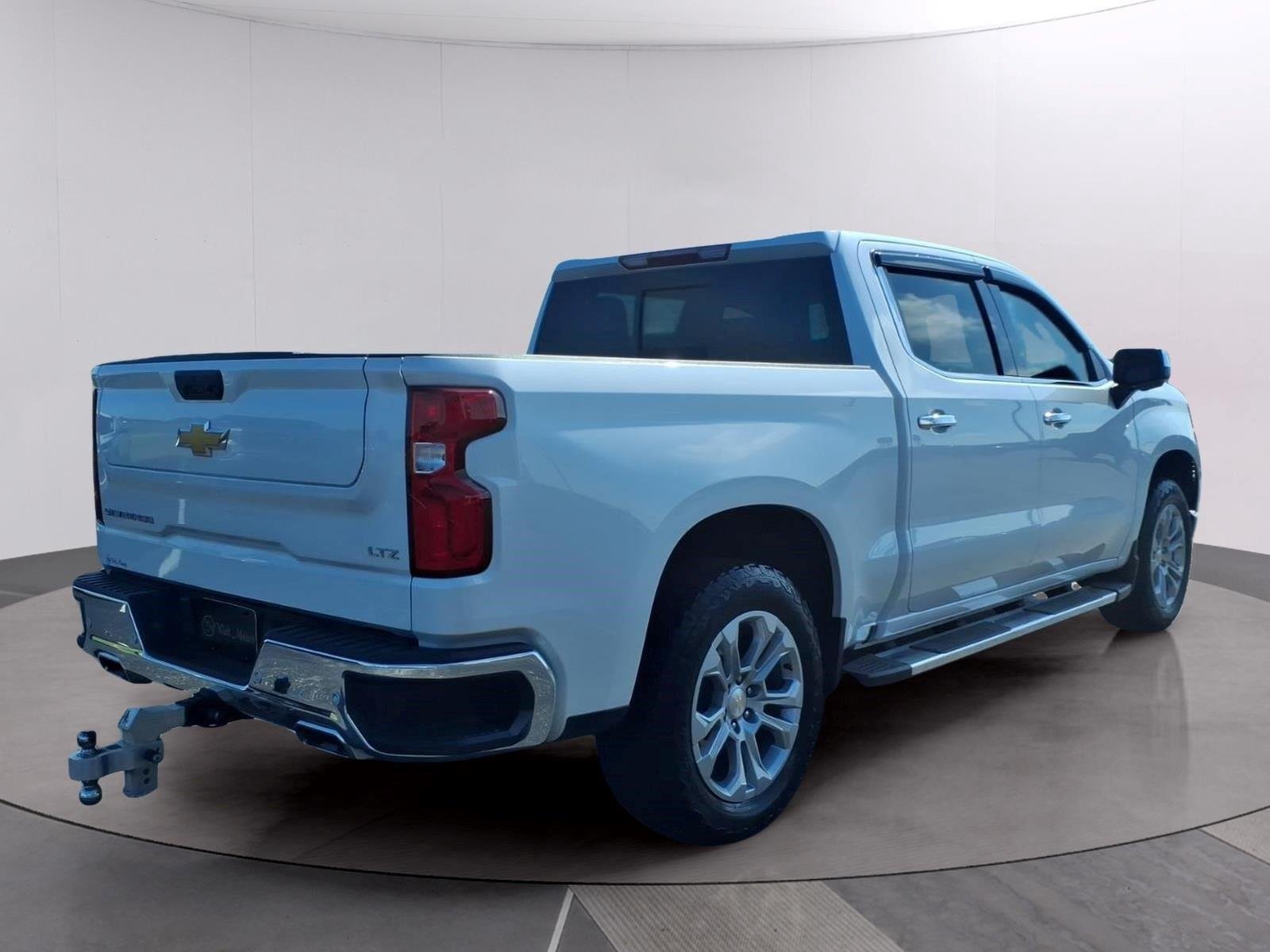 2024 Chevrolet Silverado 1500 LTZ - Photo 7