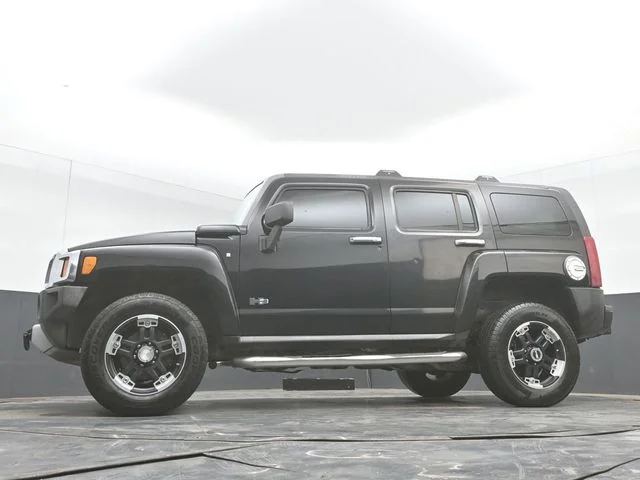 Used 2008 Black Hummer Luxury image 38