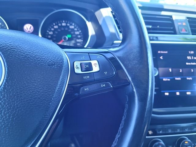 Used 2019  Volkswagen  image 23