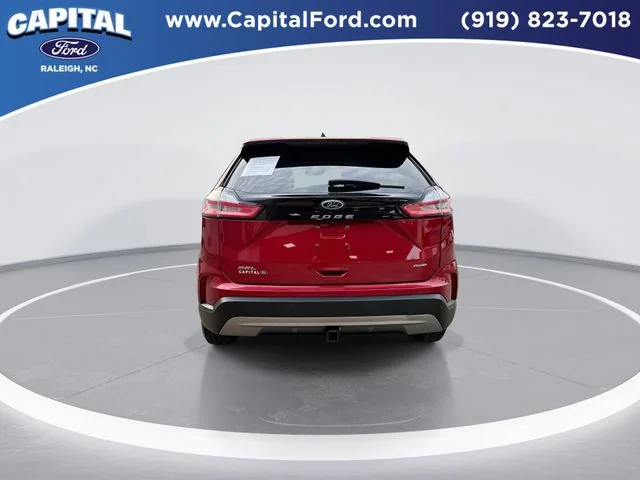 Used 2022 Red Ford SEL image 7