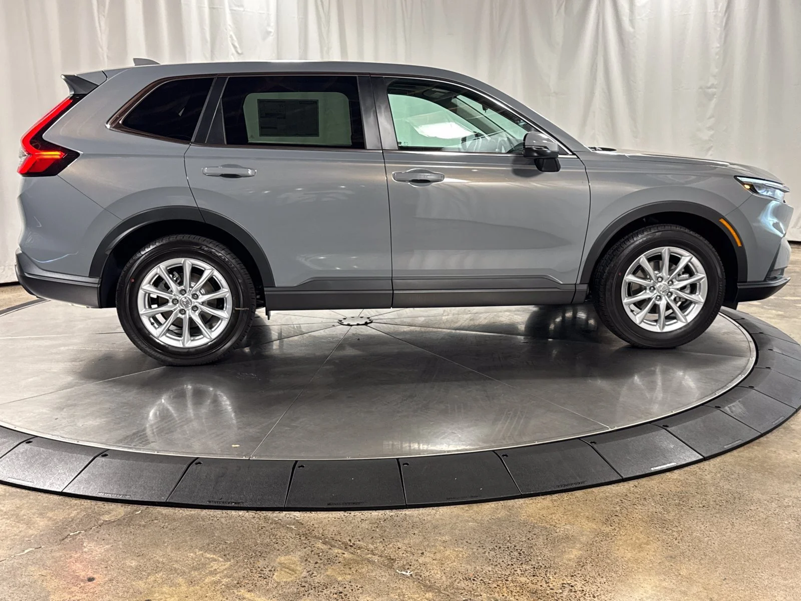New 2026 Urban Gray Pearl Honda EX image 6