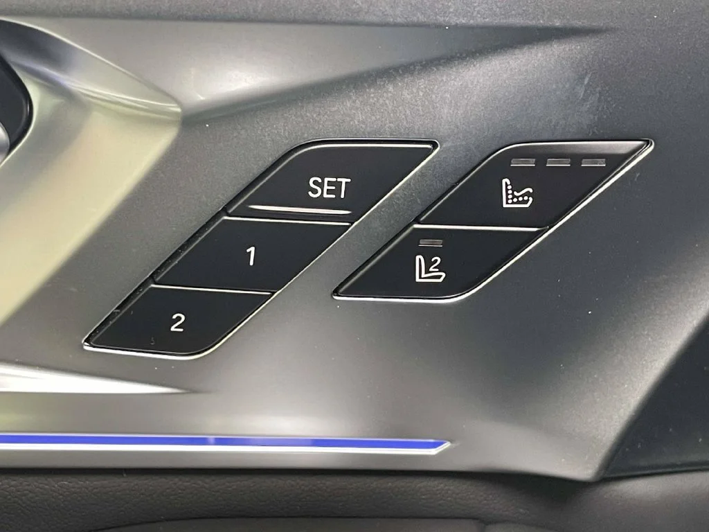 New 2027 Black BMW Label image 29
