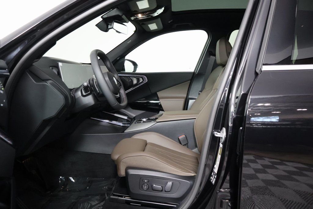 New 2026 Black Sapphire Metallic BMW 30 xDrive image 5