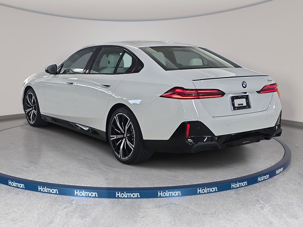New 2027 Alpine White BMW 530i image 7