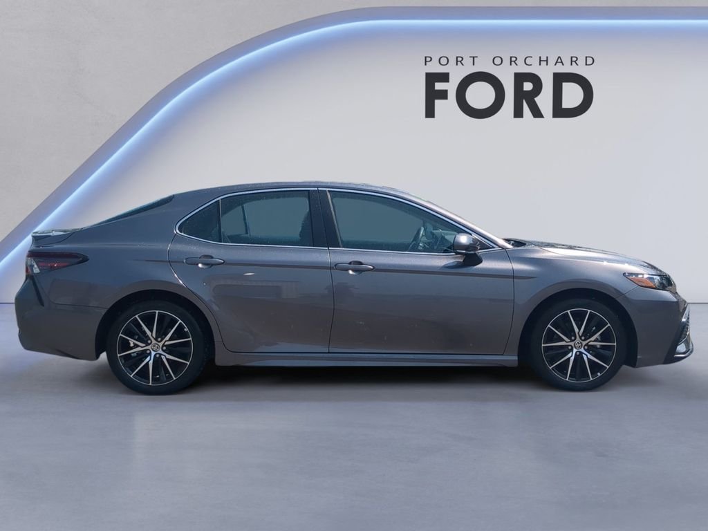 Used 2024 Predawn Gray Mica Toyota SE image 8