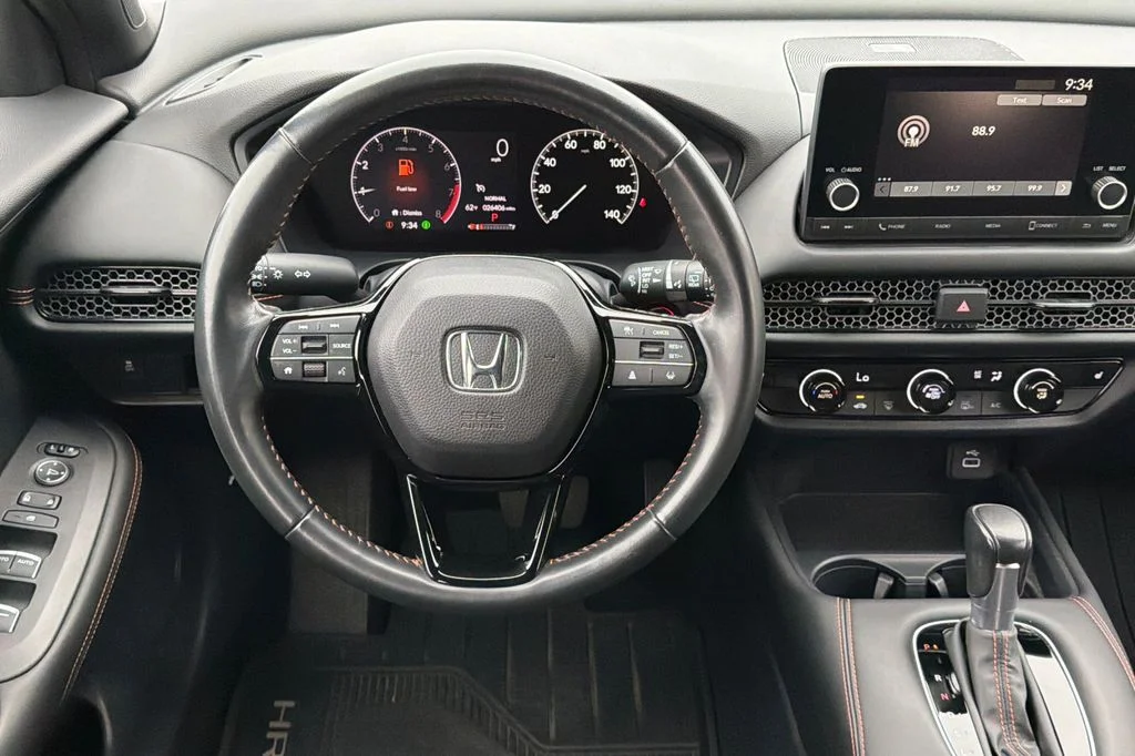 Used 2023 Urban Gray Pearl Honda Sport image 18