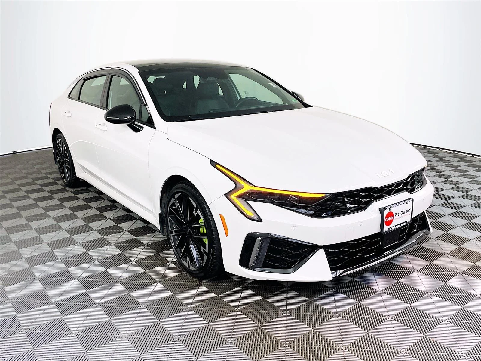 2025 Kia Optima GT FWD's photo