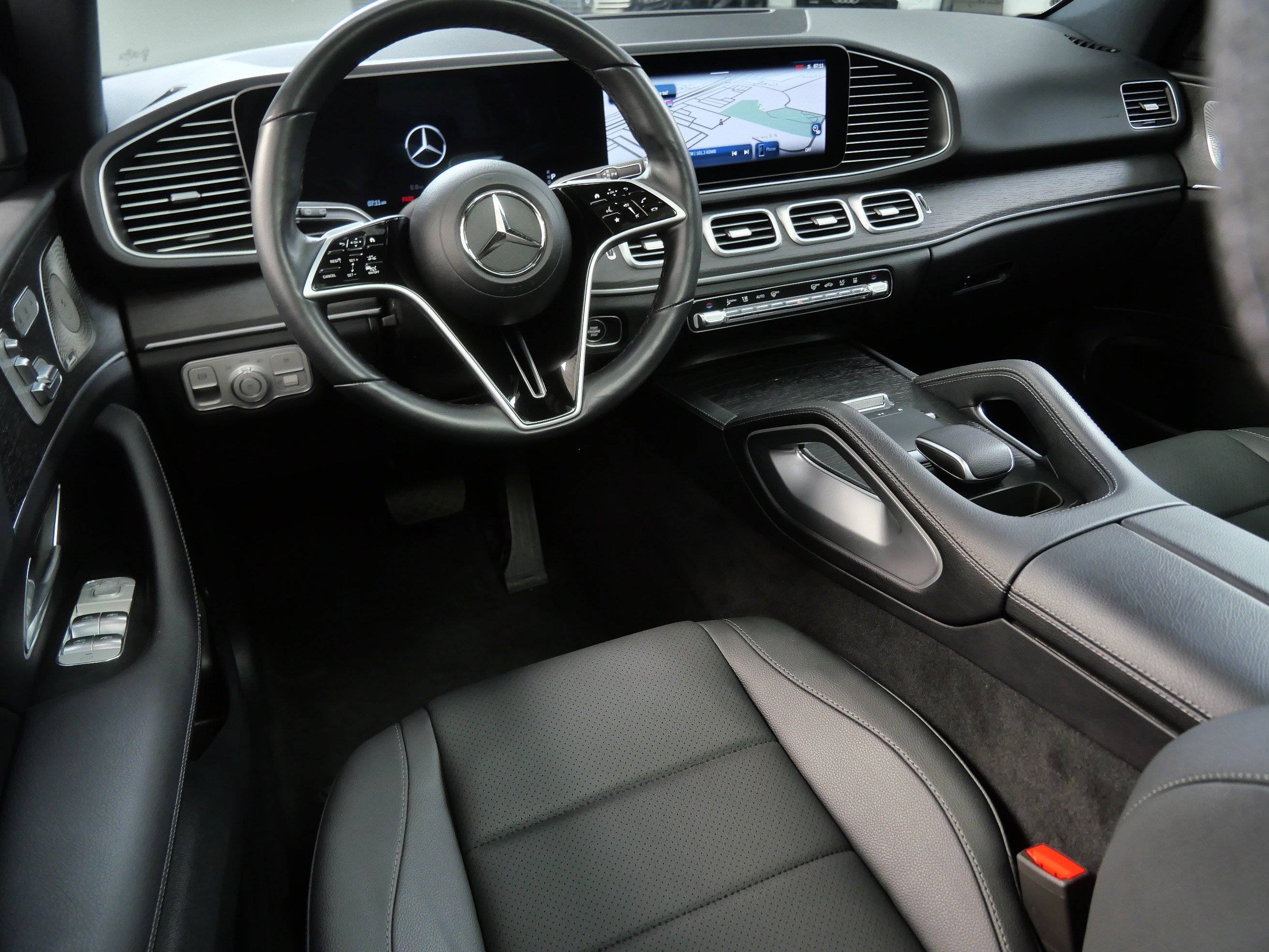 Certified 2025 Mercedes-Benz GLE GLE450E with VIN 4JGFB4GB9SB385483 for sale in Minnetonka, Minnesota