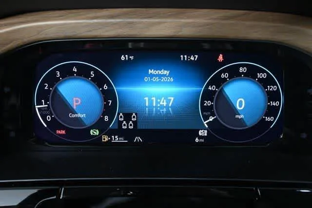 New 2026 Opal White Pearl Volkswagen 2.0T SE w/Technology image 25