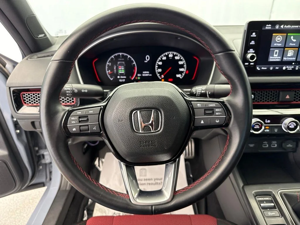 Used 2023  Honda Si image 27