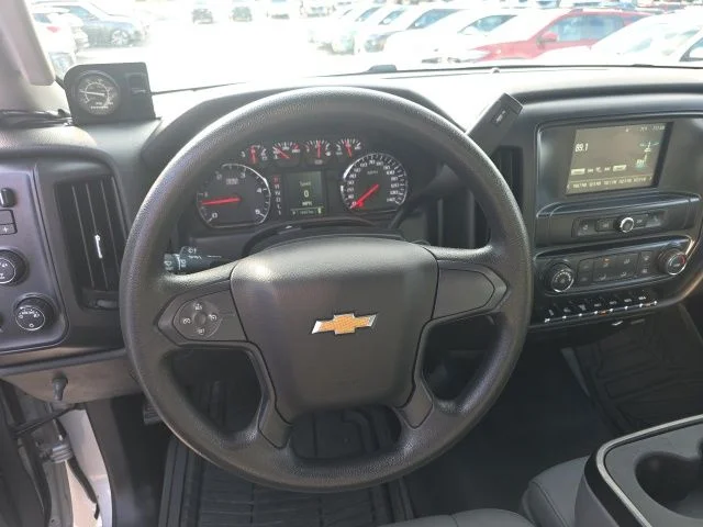 Used 2021 Silver Chevrolet Work Truck image 18