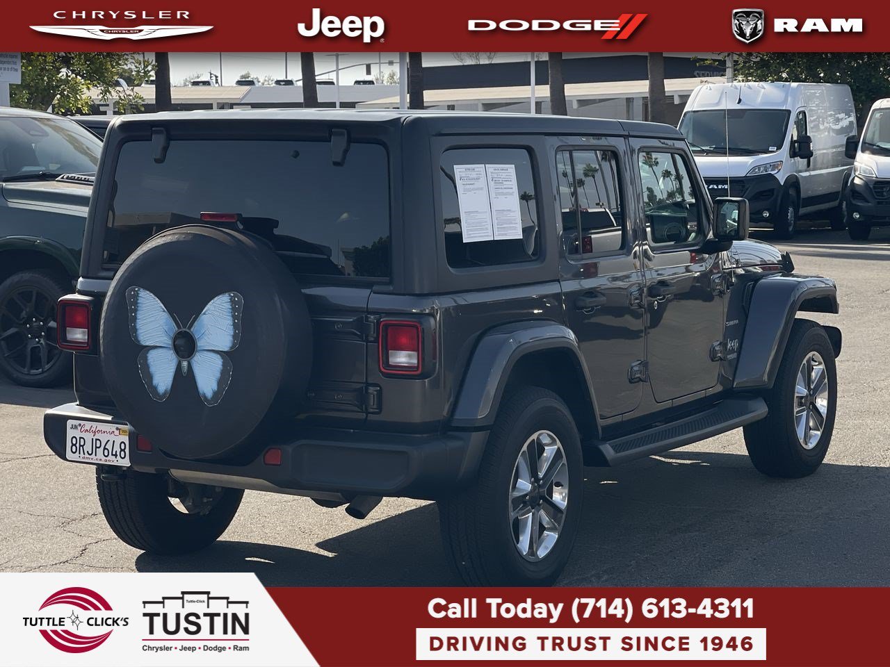 Used 2020 Granite Crystal Metallic Clearcoat Jeep Sahara image 9
