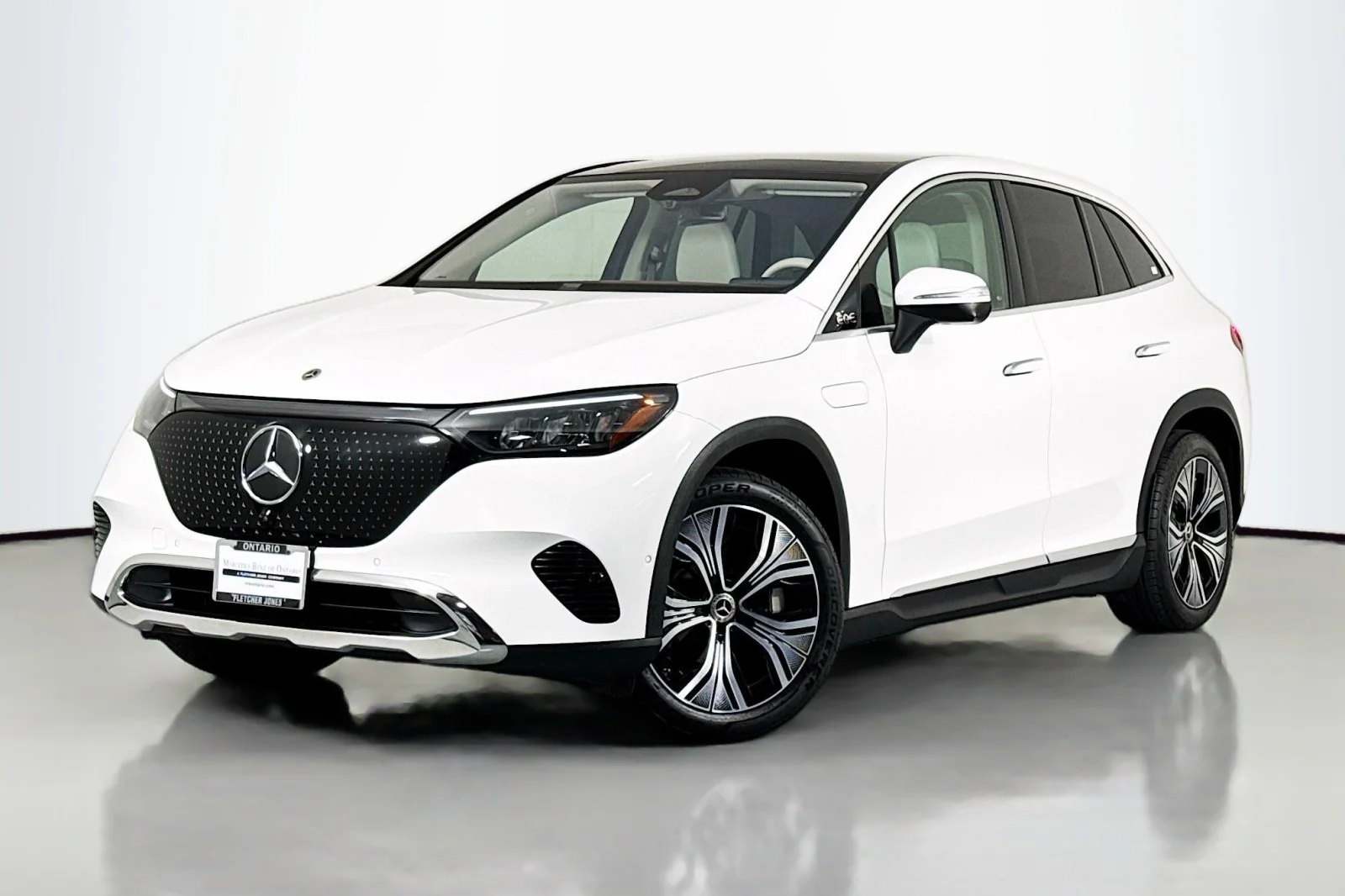 2023 Mercedes-Benz EQE SUV EQE 350 4MATIC's photo
