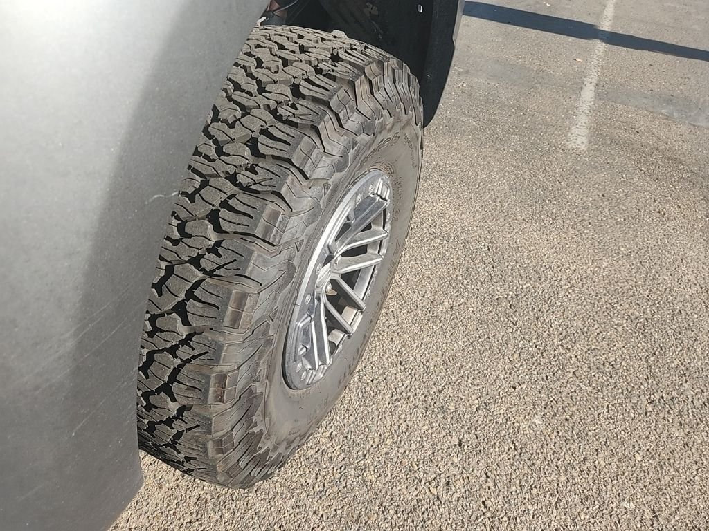 Used 2019 Ingot Silver Ford Raptor image 9