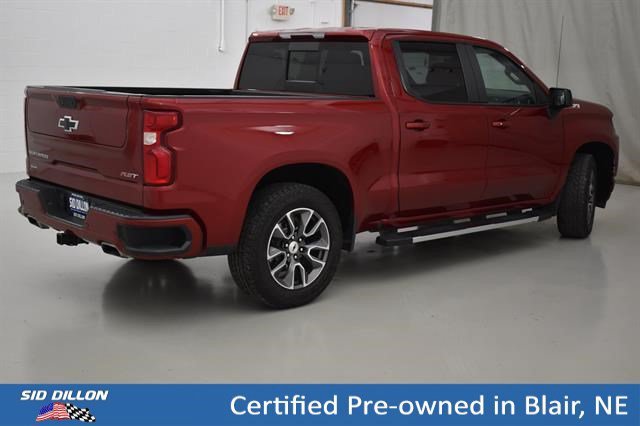 Used 2022 Cherry Red Tintcoat Chevrolet RST image 13