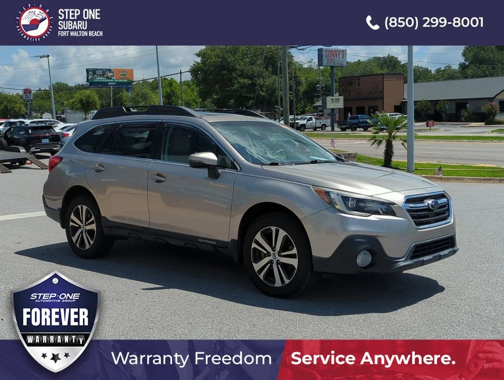 Used 2018 Gray Subaru 2.5i image 9