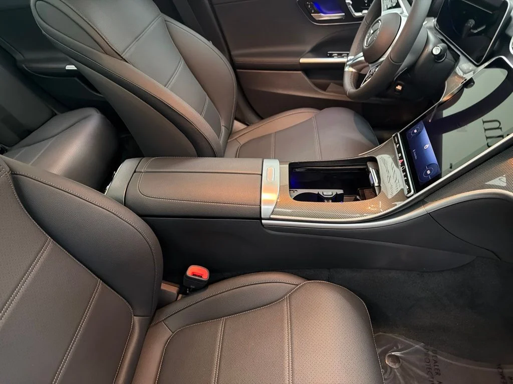 New 2026 White Mercedes-Benz C 300 image 29