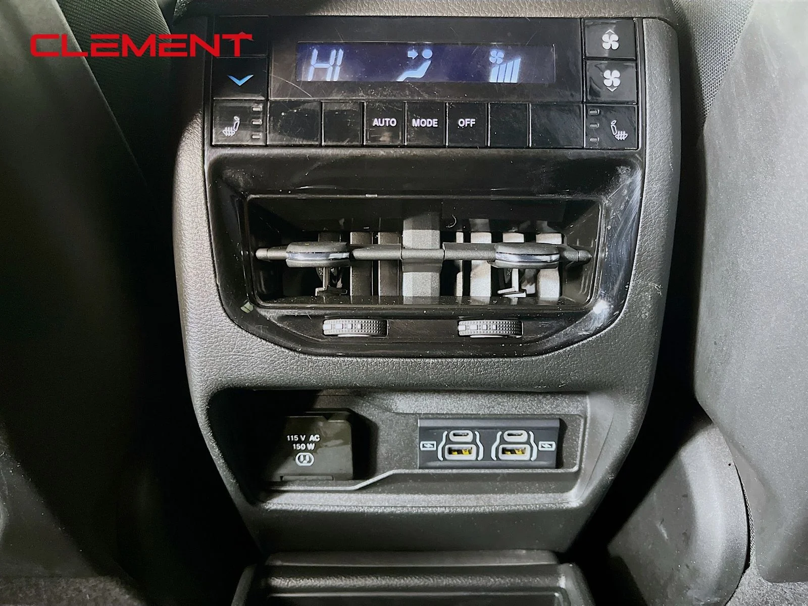 Used 2024 Gray Jeep Limited image 33