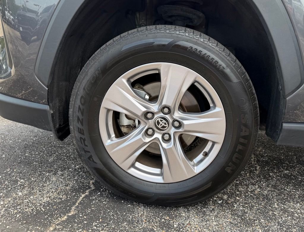Used 2025 Gray Toyota XLE image 37