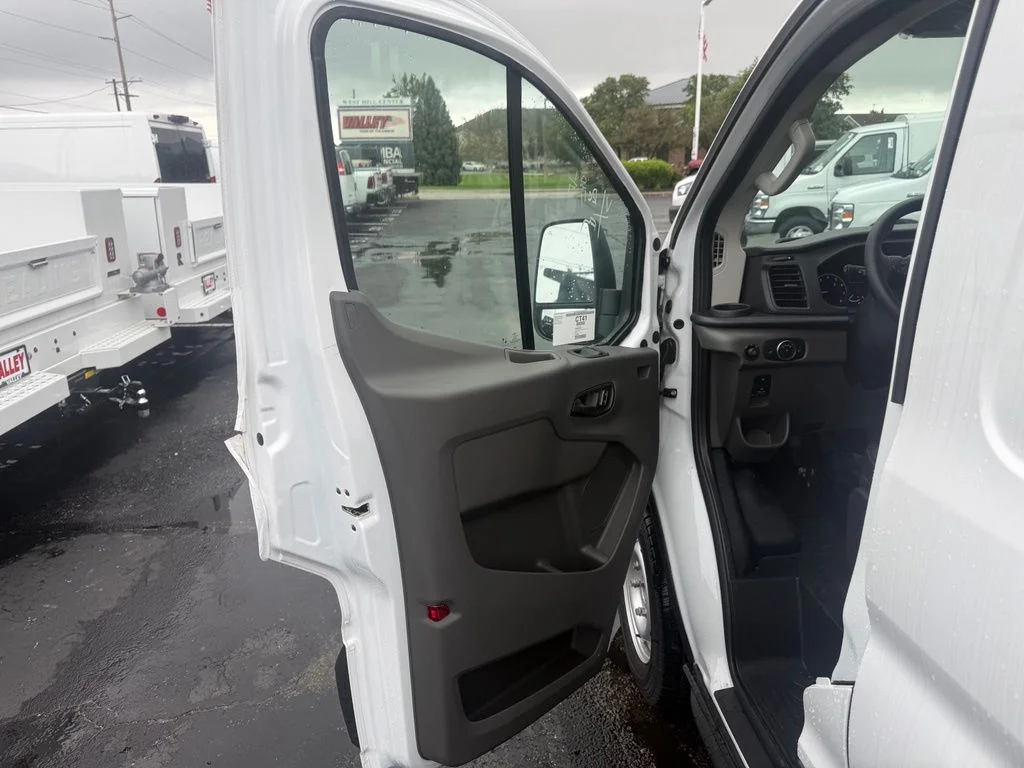 New 2025 Oxford White Ford Cargo Van image 13