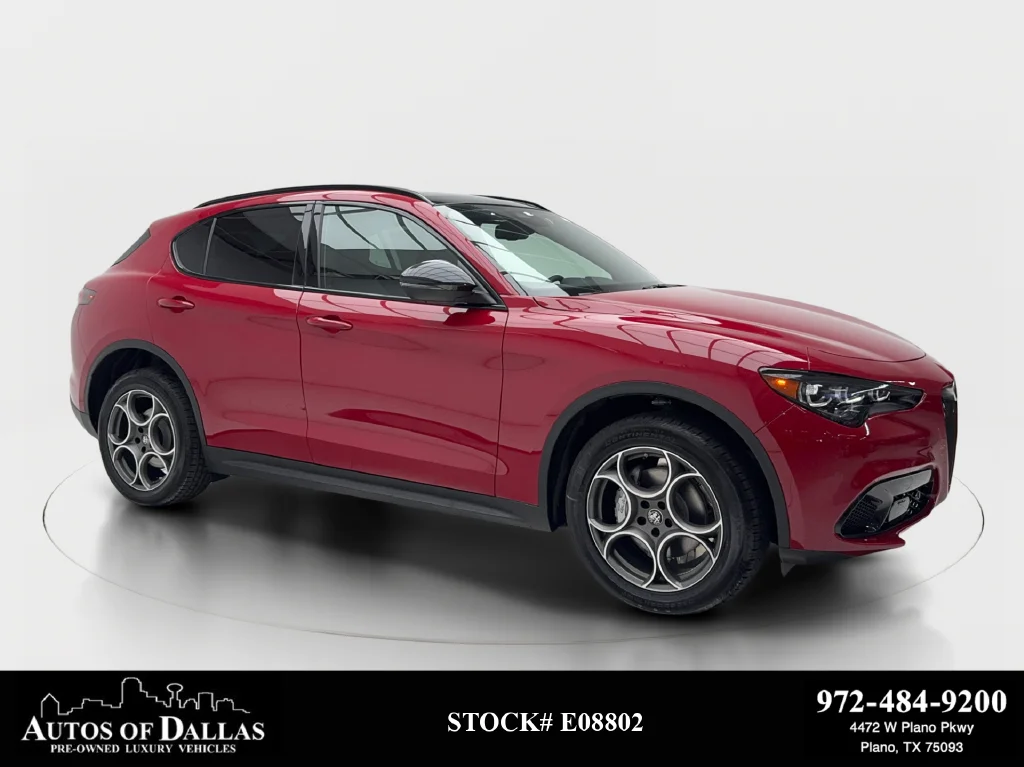 New 2026 Red Alfa Romeo Base image 1
