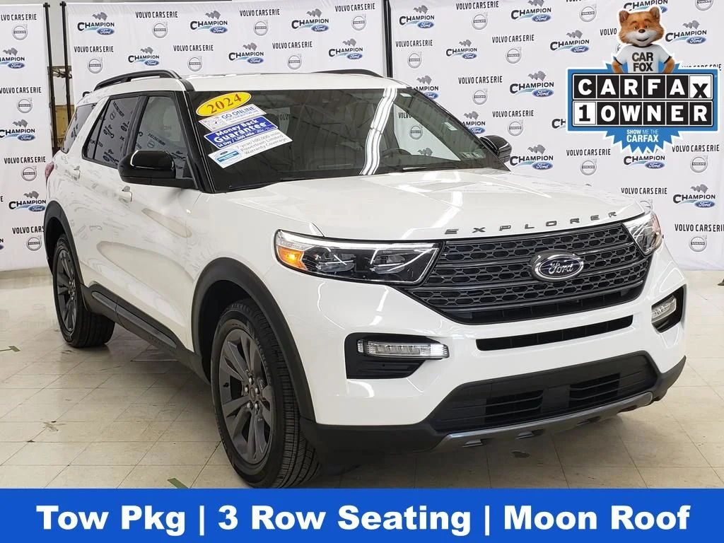 Certified Used 2024 White Metallic Ford XLT image 1