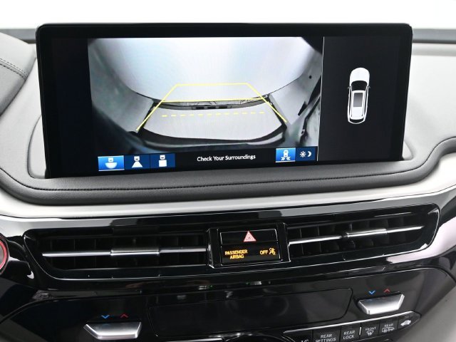 Used 2025  Acura Technology Package image 19
